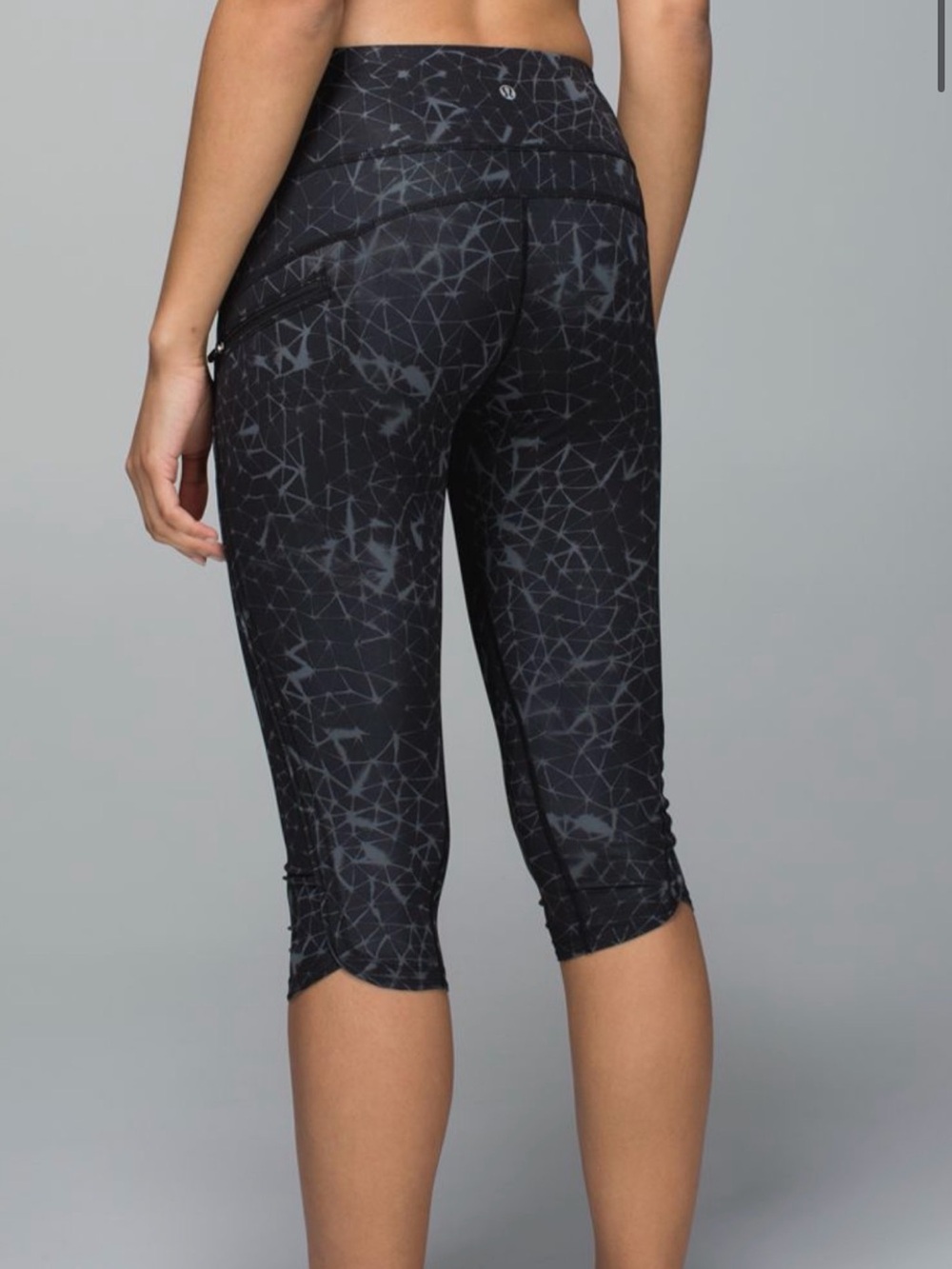 Lululemon Top Speed Crop Leggings - Luxtreme - Star Crushed Coal Black